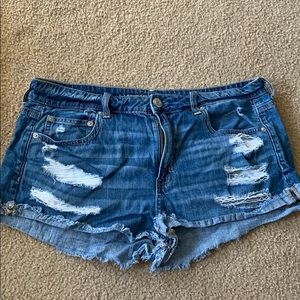 American Eagle Medium Wash Tomgirl Shortie